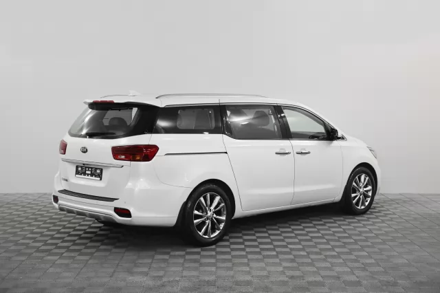 Kia Carnival 2015
