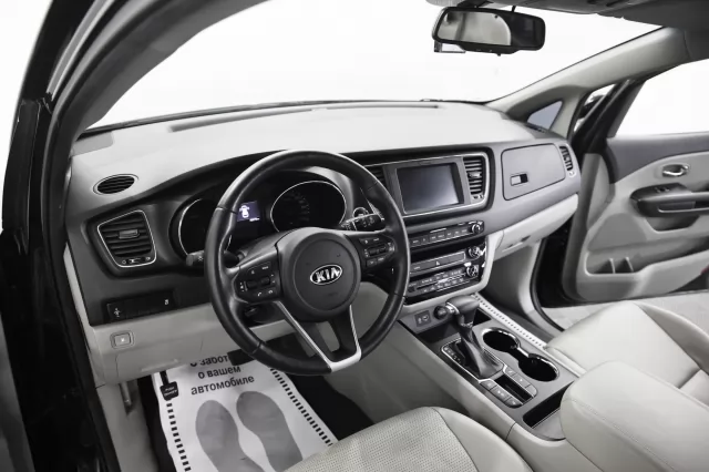 Kia Carnival 2015