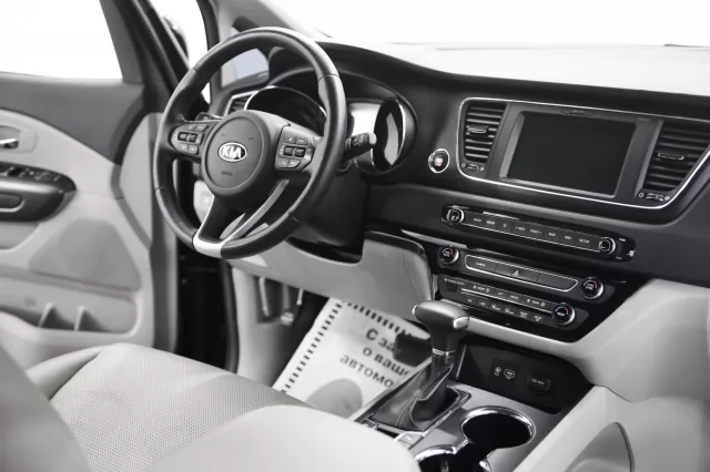 Kia Carnival 2015