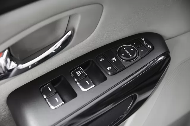 Kia Carnival 2014