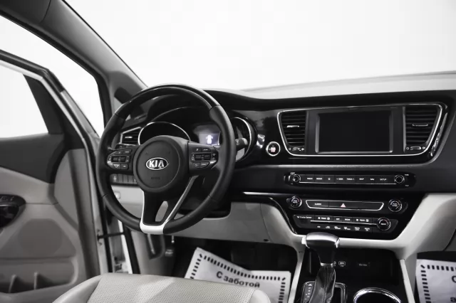 Kia Carnival 2014