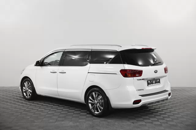 Kia Carnival 2014