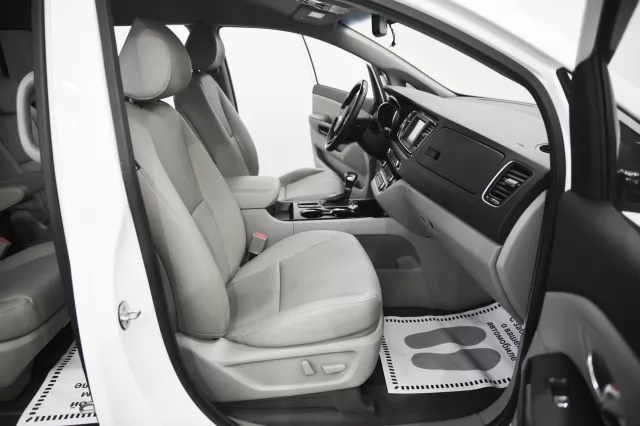 Kia Carnival 2014