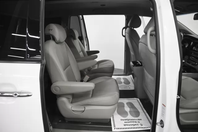 Kia Carnival 2014