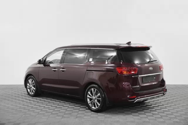 Kia Carnival 2021