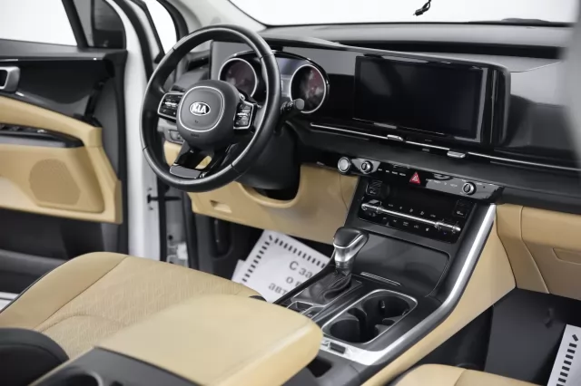 Kia Carnival 2021