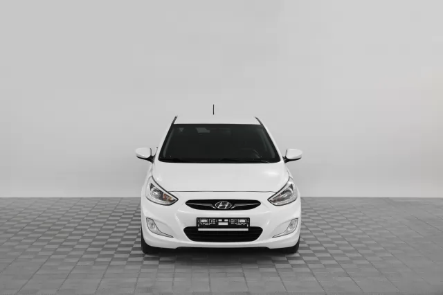 Hyundai Solaris 2014