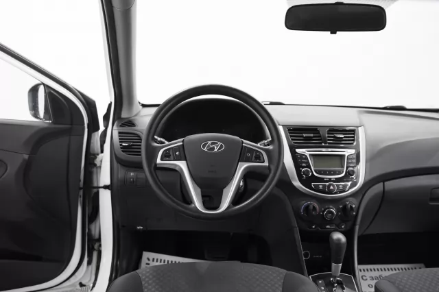 Hyundai Solaris 2014