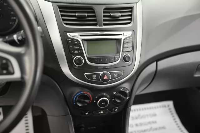 Hyundai Solaris 2014