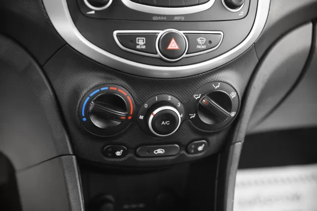 Hyundai Solaris 2014