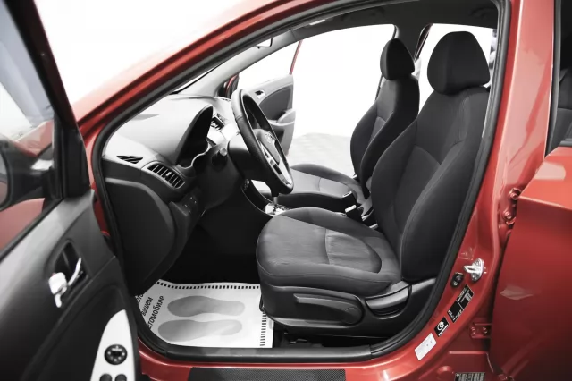 Hyundai Solaris 2014