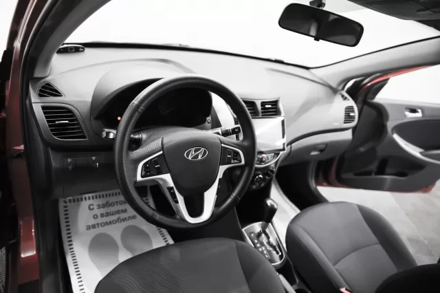 Hyundai Solaris 2014