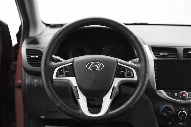 Hyundai Solaris 2014
