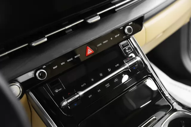 Kia Carnival 2021
