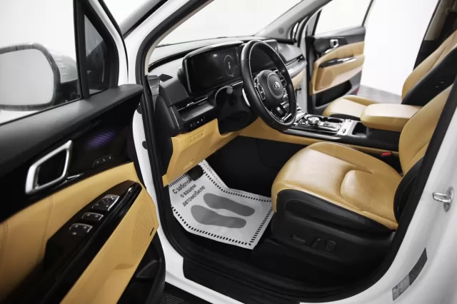 Kia Carnival 2021