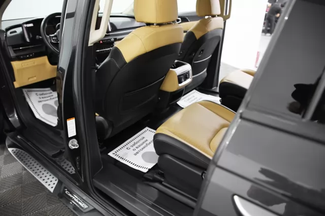 Kia Carnival 2021
