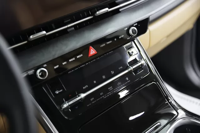 Kia Carnival 2021