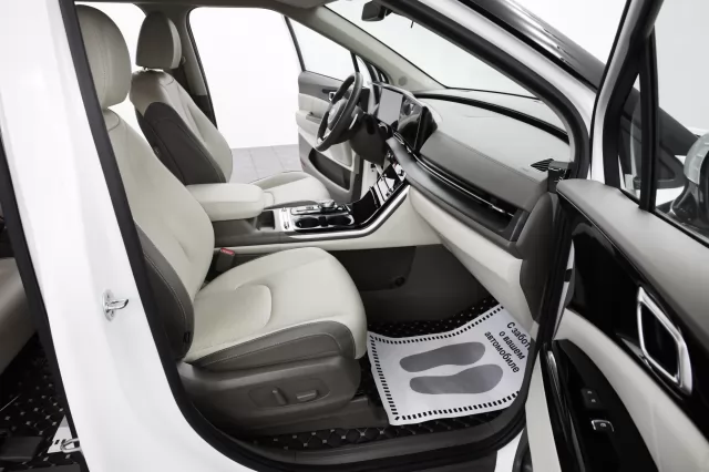 Kia Carnival 2021