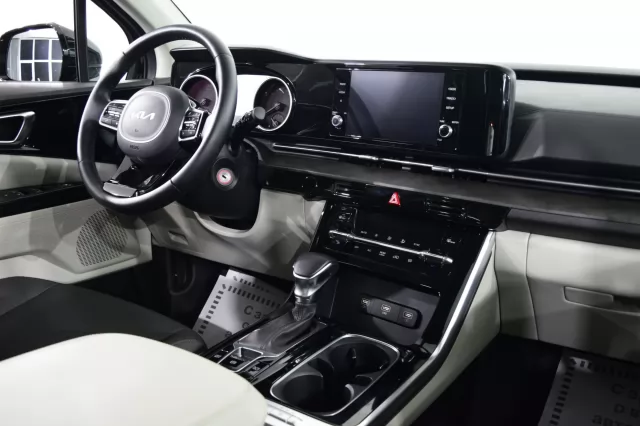 Kia Carnival 2021