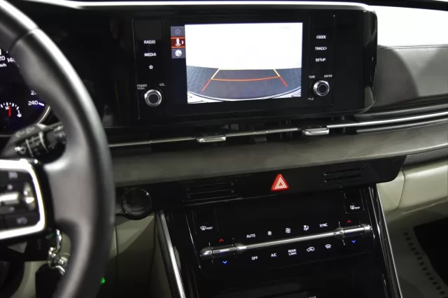 Kia Carnival 2021