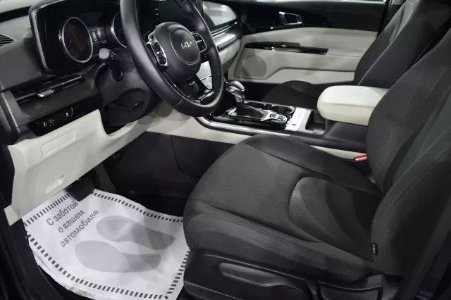 Kia Carnival 2021