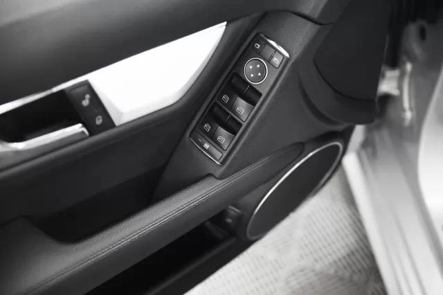 Mercedes-Benz C-Класс 2010