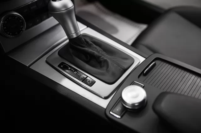 Mercedes-Benz C-Класс 2010