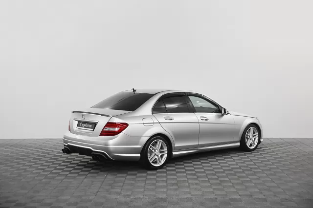 Mercedes-Benz C-Класс 2010