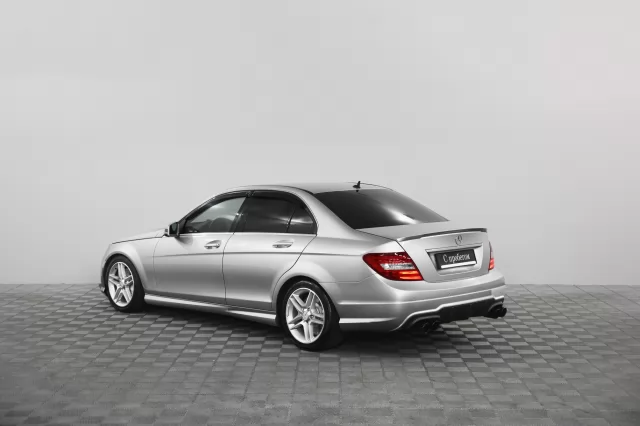 Mercedes-Benz C-Класс 2010