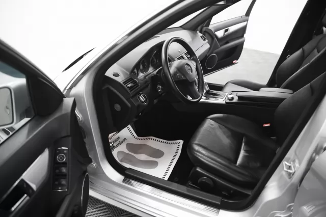 Mercedes-Benz C-Класс 2010