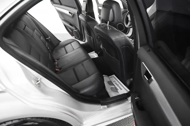 Mercedes-Benz C-Класс 2010