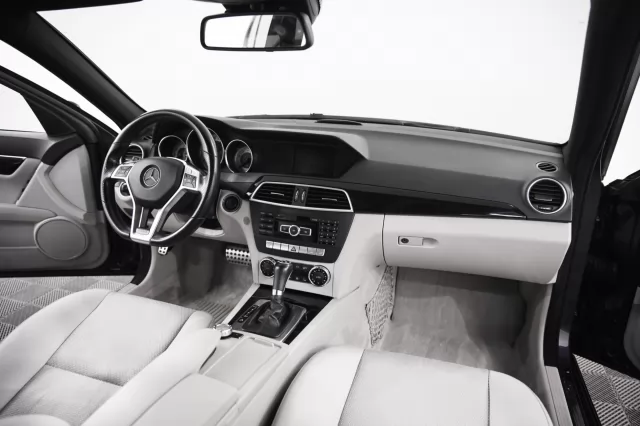 Mercedes-Benz C-Класс 2015