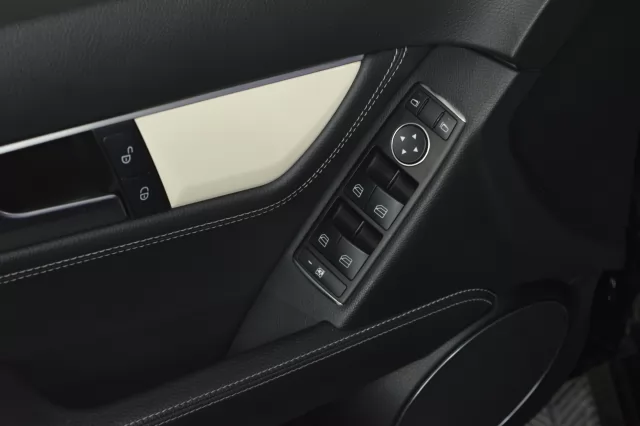 Mercedes-Benz C-Класс 2011