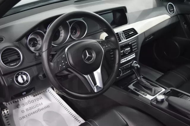 Mercedes-Benz C-Класс 2011