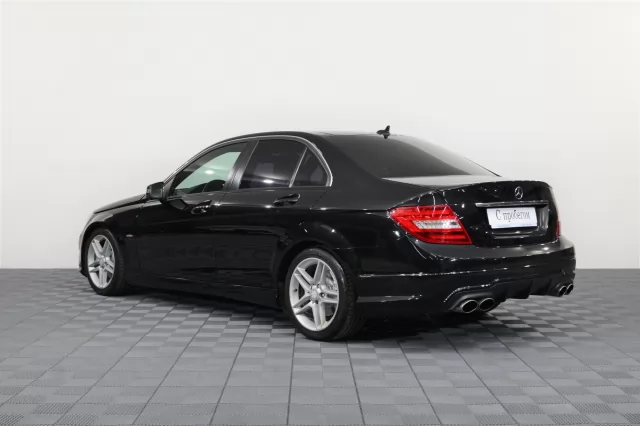 Mercedes-Benz C-Класс 2011