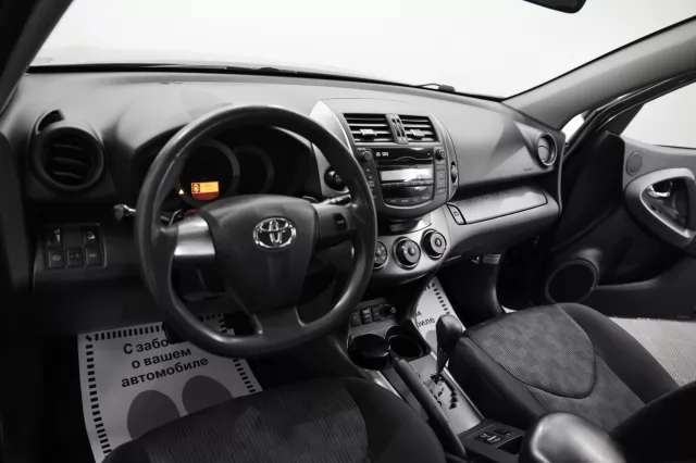 Toyota RAV4 2009