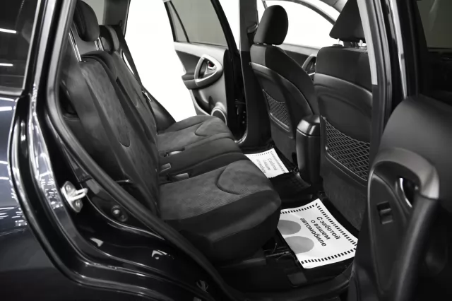 Toyota RAV4 2009