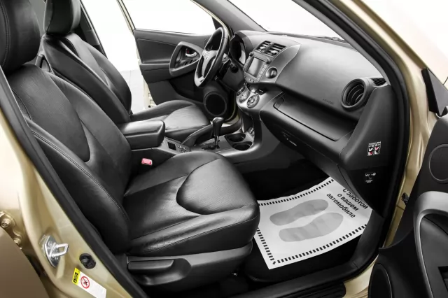 Toyota RAV4 2009