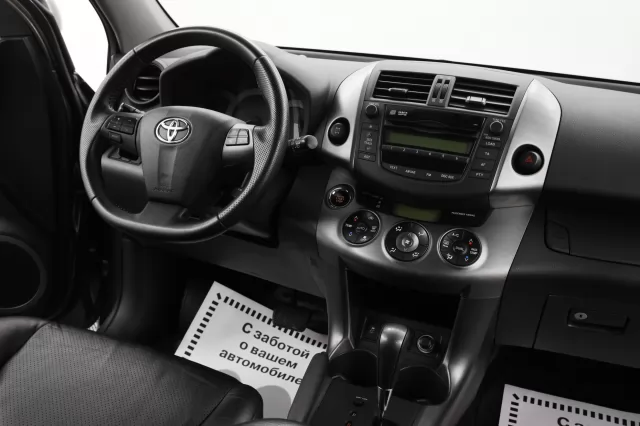 Toyota RAV4 2010