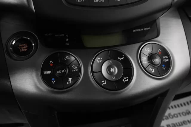 Toyota RAV4 2010