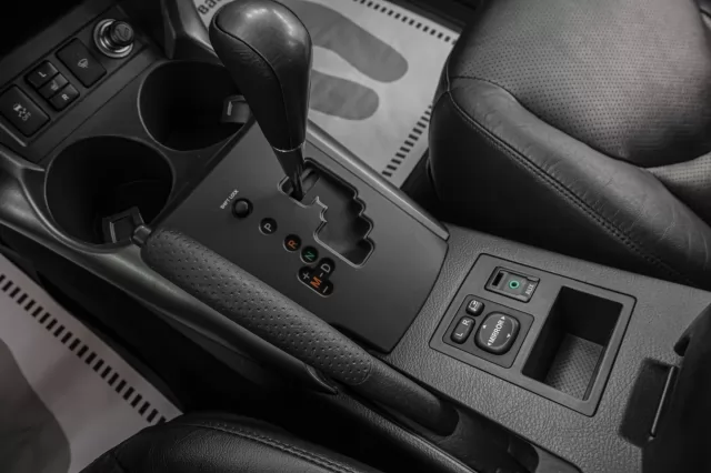 Toyota RAV4 2010