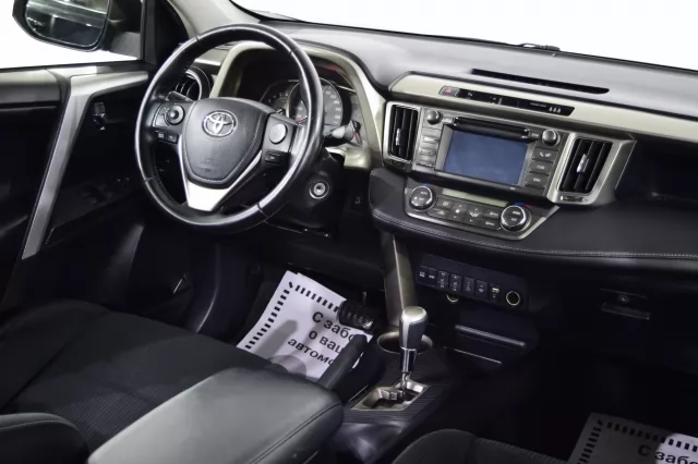 Toyota RAV4 2015