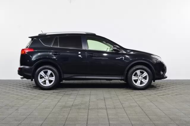 Toyota RAV4 2015