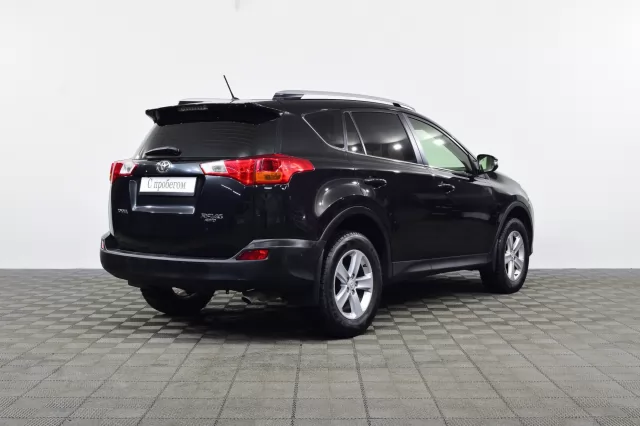 Toyota RAV4 2015