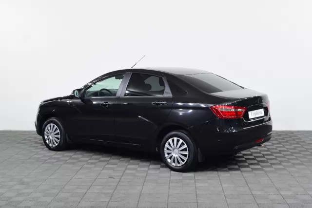 LADA Vesta 2015