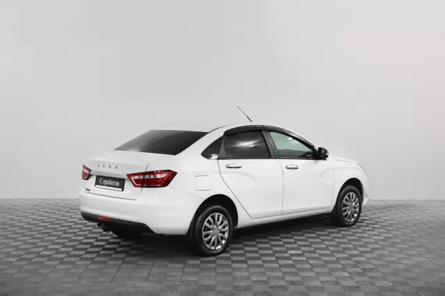 LADA Vesta 2015