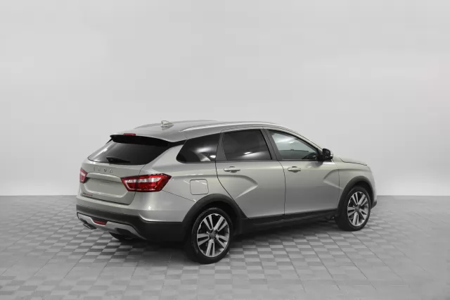 LADA Vesta 2015