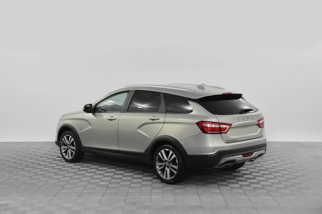 LADA Vesta 2015