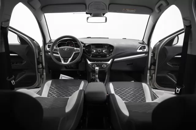 LADA Vesta 2015