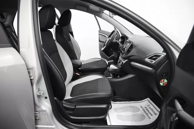 LADA Vesta 2015